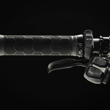 Picture of REACTION HYBRID SLX 750